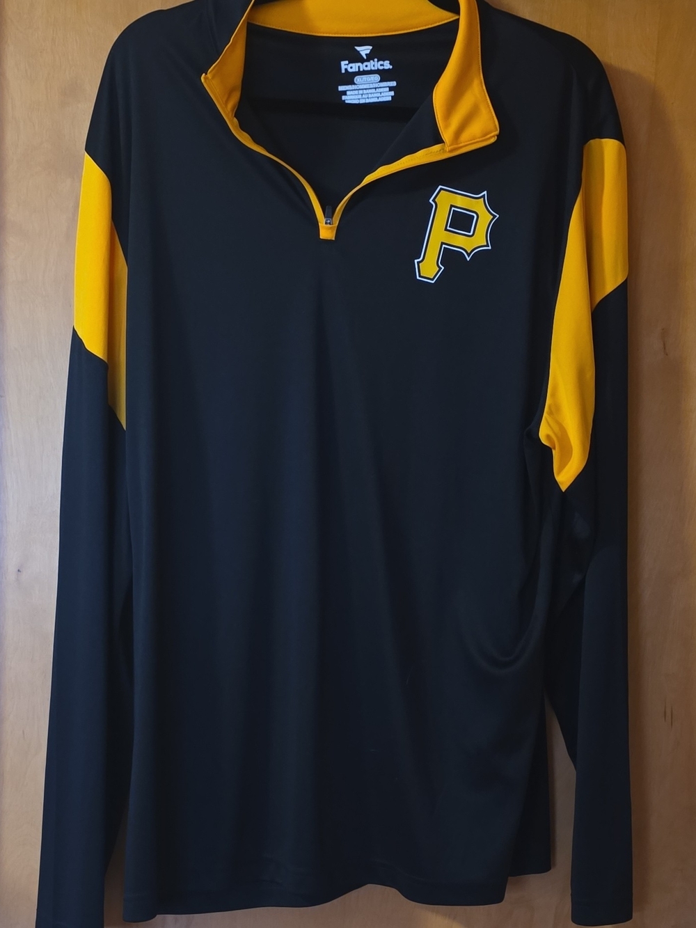 Fanatics Black and Yellow Pittsburgh Pirates Long-Sleeve Quarter-Zip